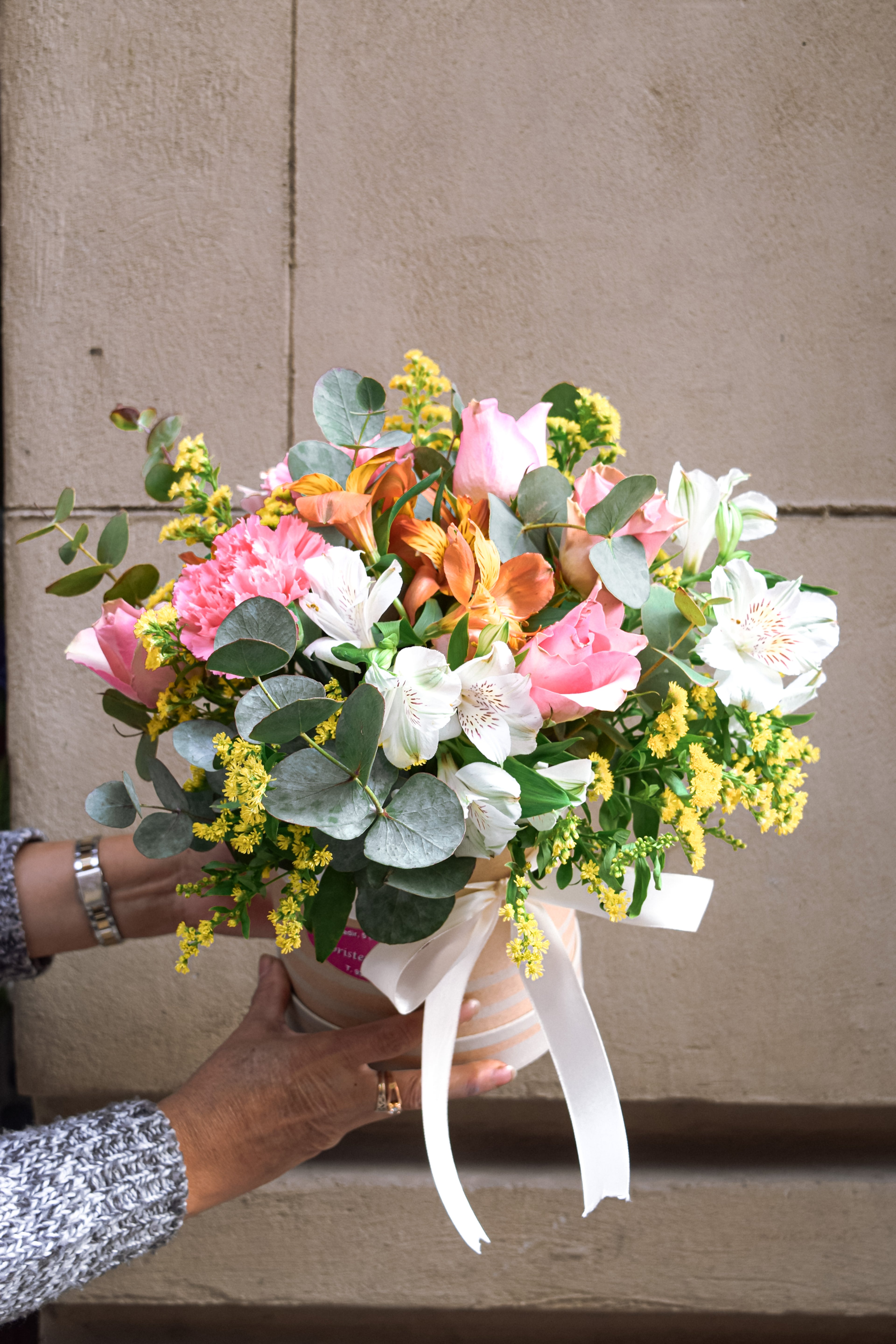 Sombrerera "Susurro de Primavera"